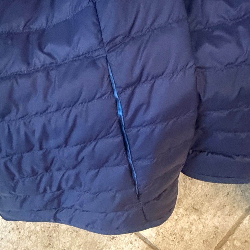 Vineyard Vines Boys Blue Primaloft Packable Jacket - Picture 7 of 8